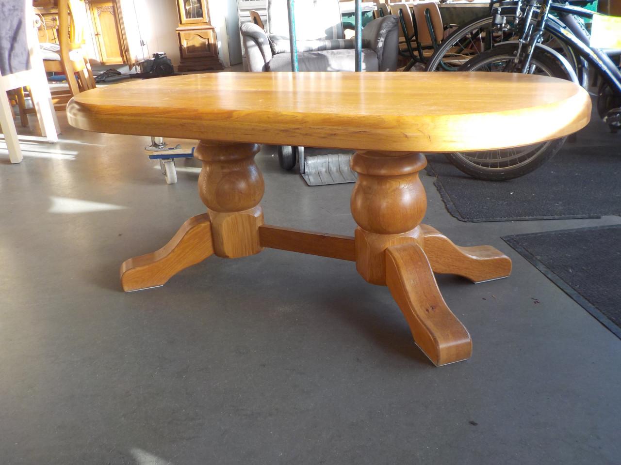 Geheel massief blank eiken ovalen salontafel 130 x 64 cm in zeer goede staa