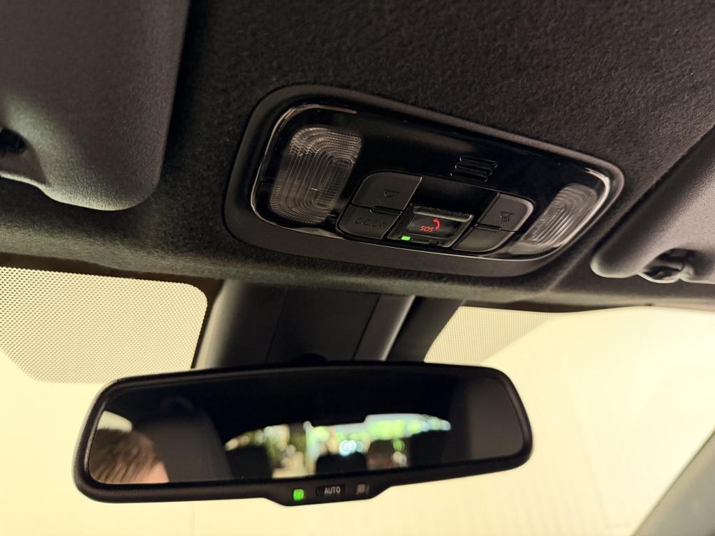 Toyota Yaris 1.5 hybride bi-tone executive| hud| stoel.verw| camera| bsm
