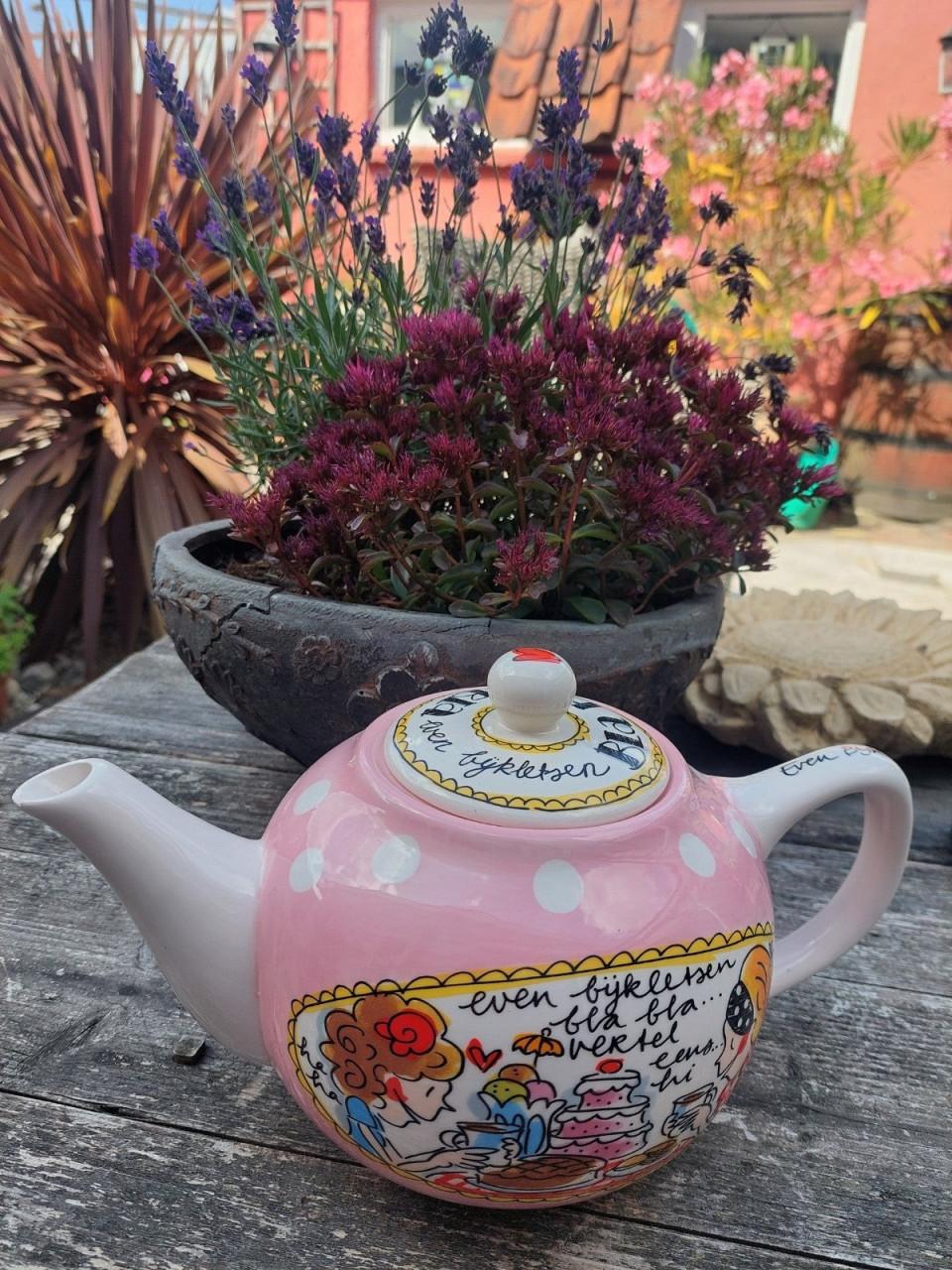 Roze theepot Amsterdam Blond