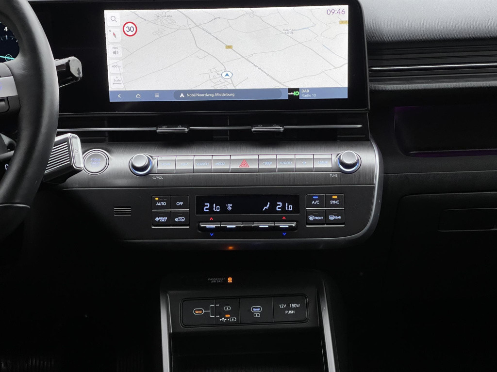 Hyundai Kona 1.6 gdi hev comfort smart | elek. achterklep | stuur- + stoelv