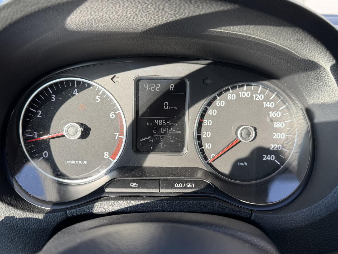 Volkswagen Polo 1.4-16v Highline 5 deurs AUTOMAAT DSG NAP ! ! !