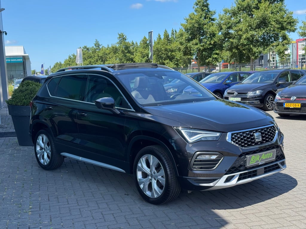Seat Ateca 1.5 tsi xperience * panoramadak * trekhaak * keyless * virtual c