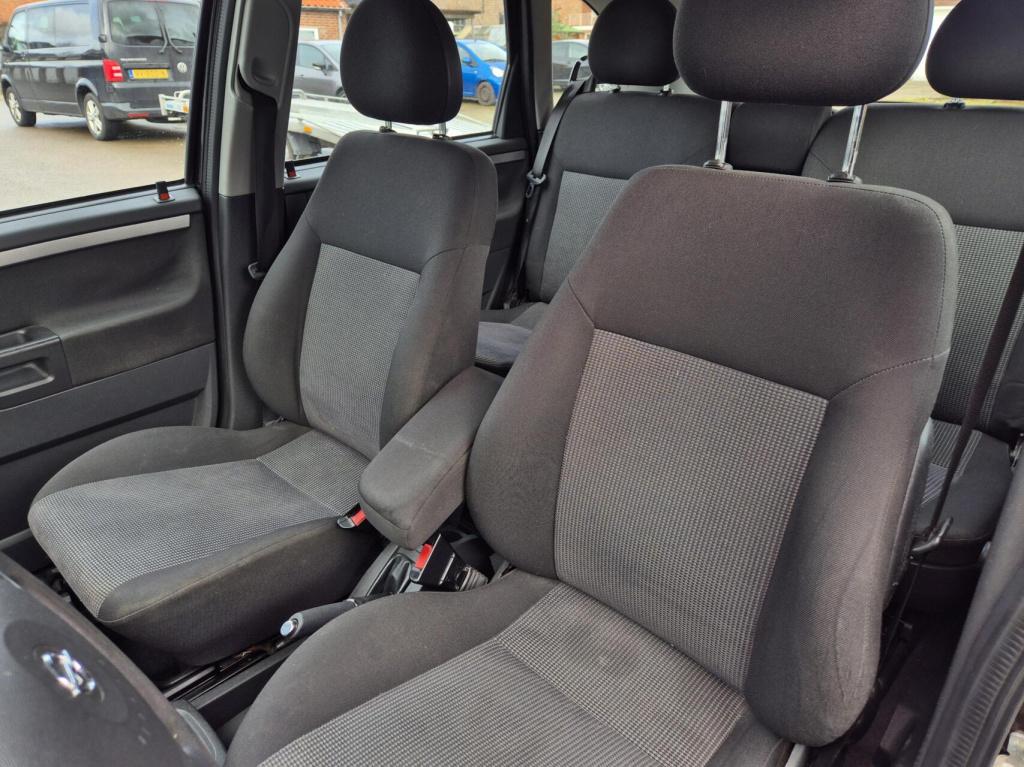 Opel Meriva 1.6-16v cosmo automaat / nieuwe distriebutieriem / nieuwe koppe