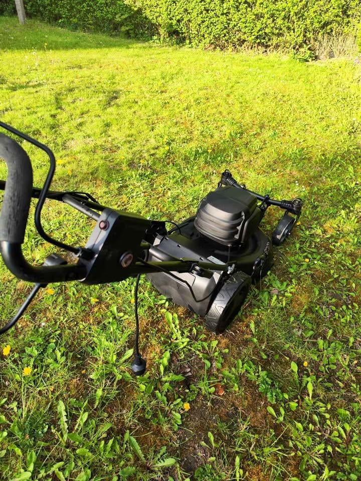 Elektrische grasmaaier 360 zelfrijdende