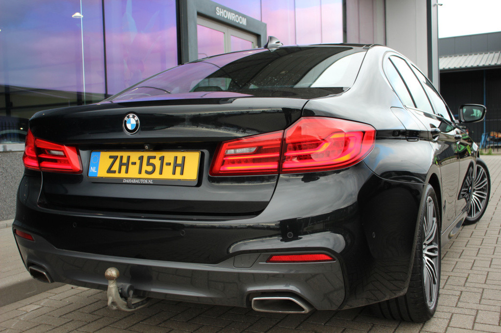 BMW 5 Serie 520i high executive m-sport | orig. nl | dealeronderhouden