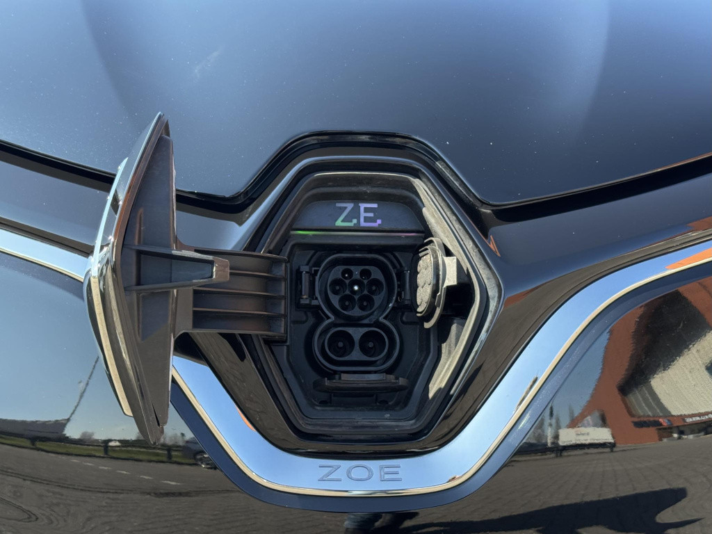 Renault Zoe r135 intens 52 kwh koopaccu + snellaadfunctie | navigatie | led