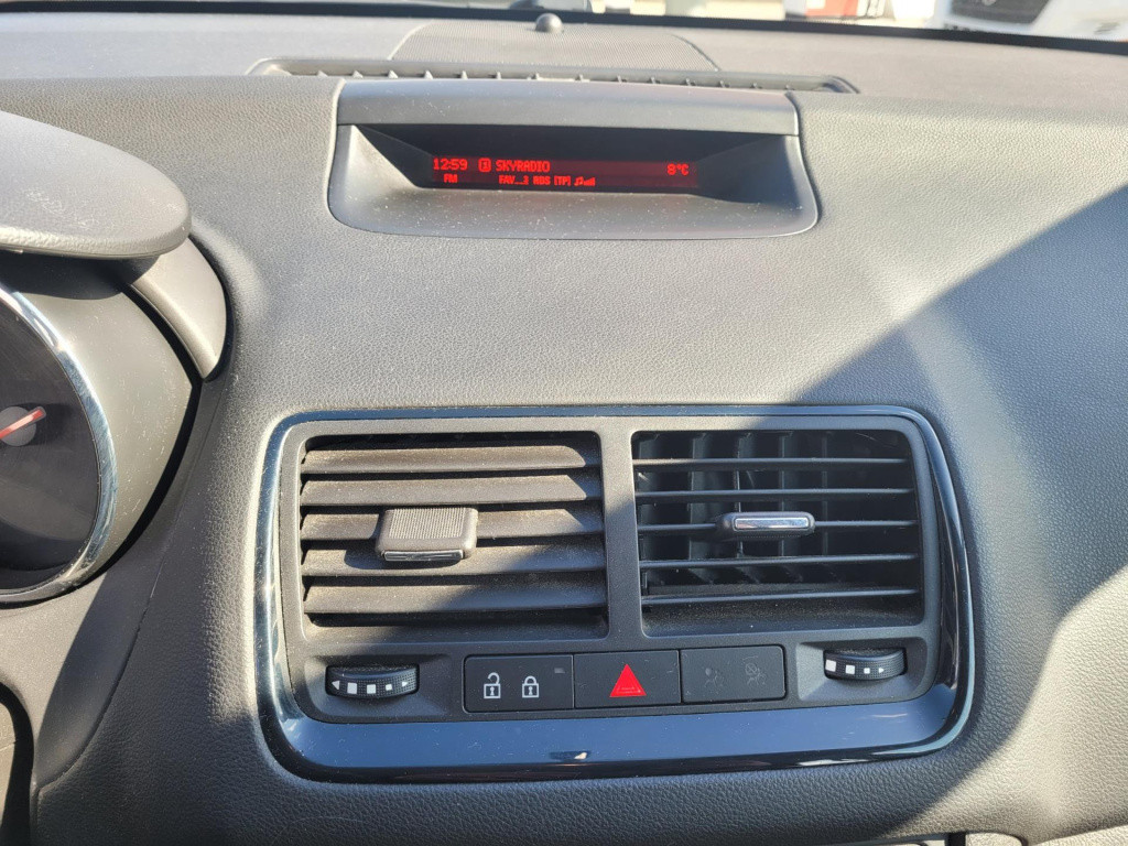 Opel Meriva 1.4 turbo cosmo 4250€ dit is de meeneemprijs/
