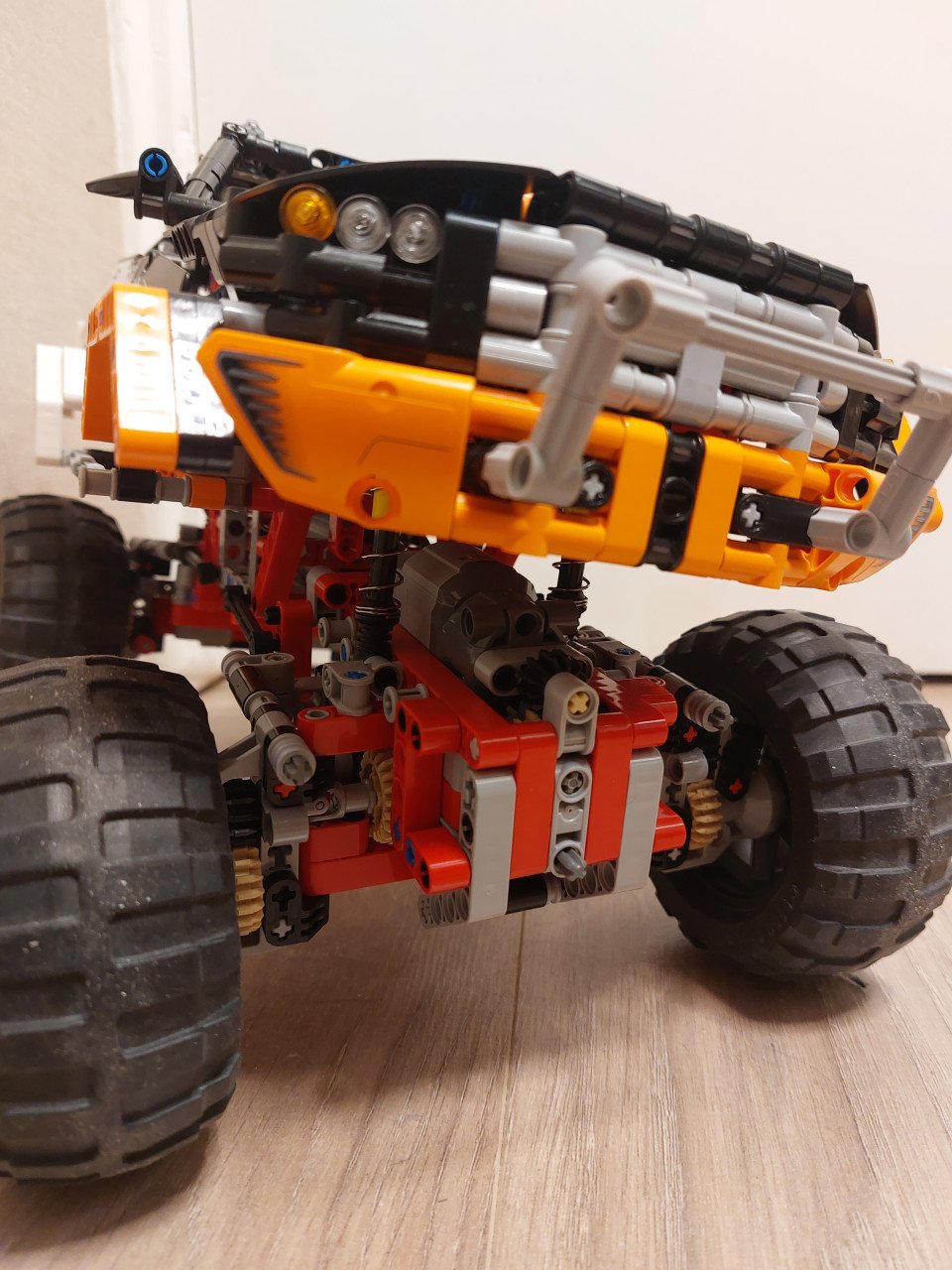 LEGO TECHNIC 9398 4x4 Crawler