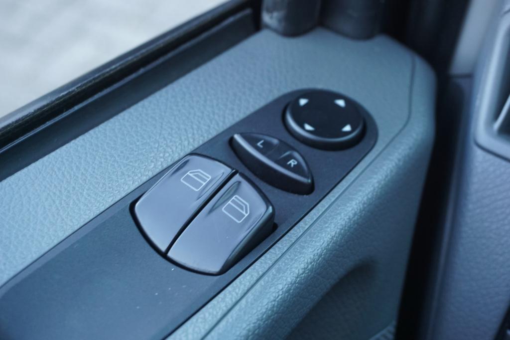 Mercedes-Benz Vito 115 cdi 320 lang airco / cruise / elektr. ramen / trekha