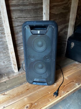 🎵 Sony Boombox – Krachtig Geluid, Overal Waar Jij Gaat! 🔊
