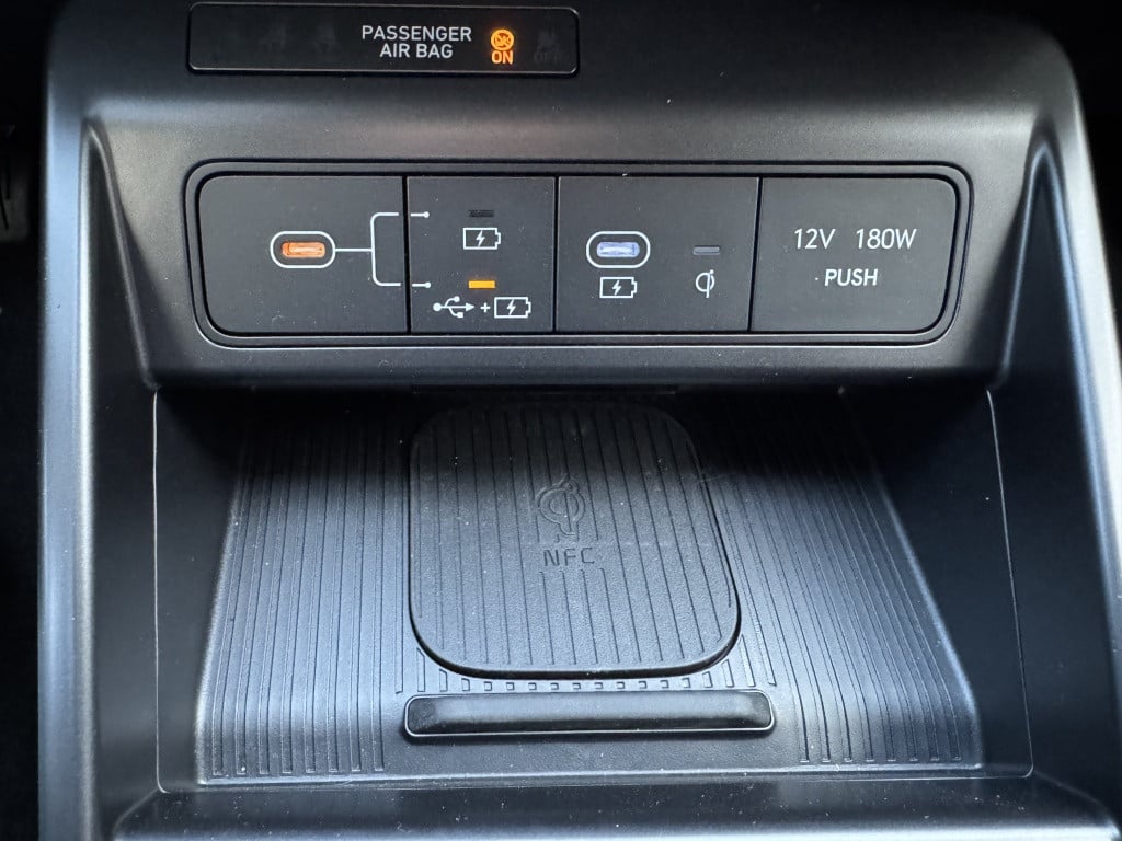 Hyundai Kona 1.6 gdi hev premium | direct leverbaar | navi | cruise control
