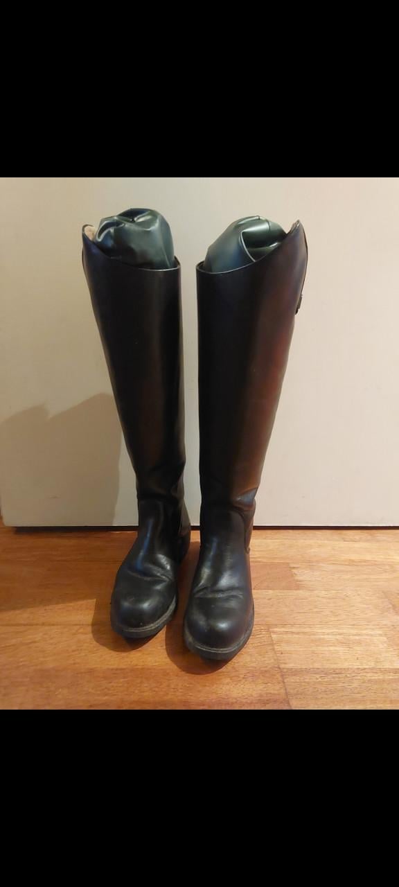 Rijlaarzen Mountain horse