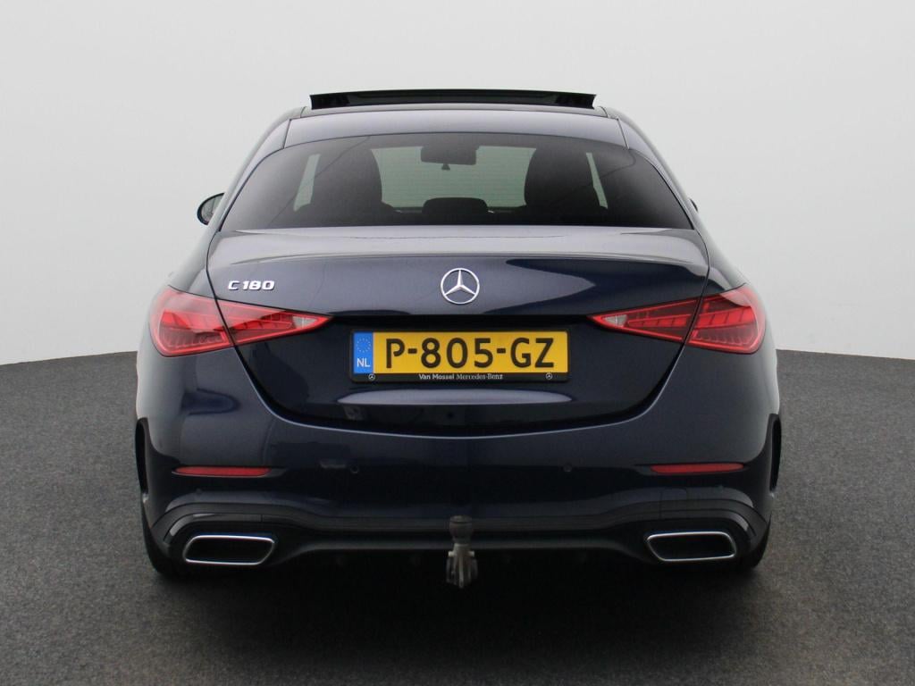 Mercedes-Benz C-Klasse 180 amg line | automaat | panoramadak | trekhaak | v
