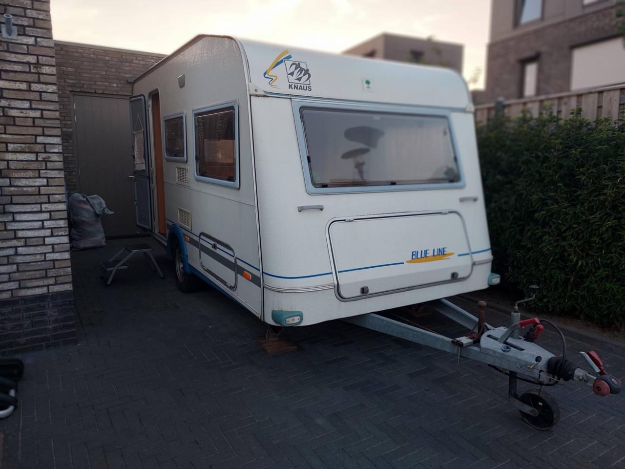 Caravan: Knaus Blue Line 400 TK