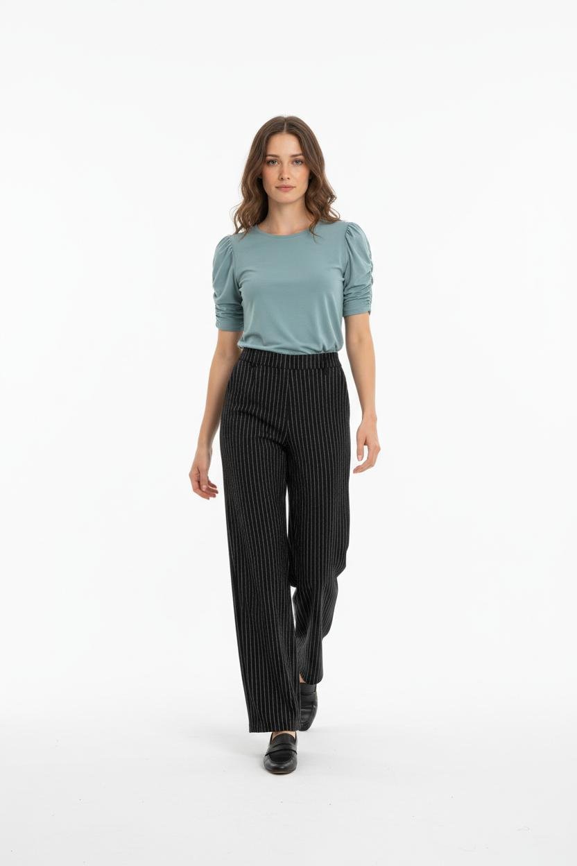 Partij nieuwe kleding 25 stuks