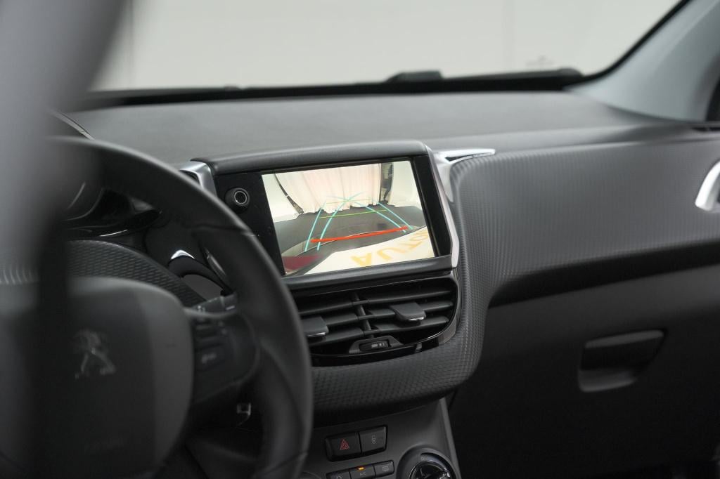 Peugeot 2008 puretech 110 eat6 active | camera | apple carplay | parkeersen