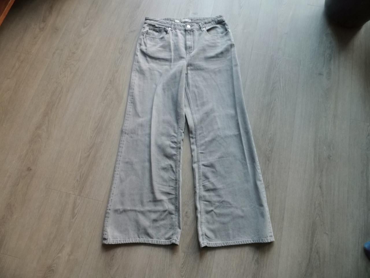 Jeans van Raizzed maat W31.