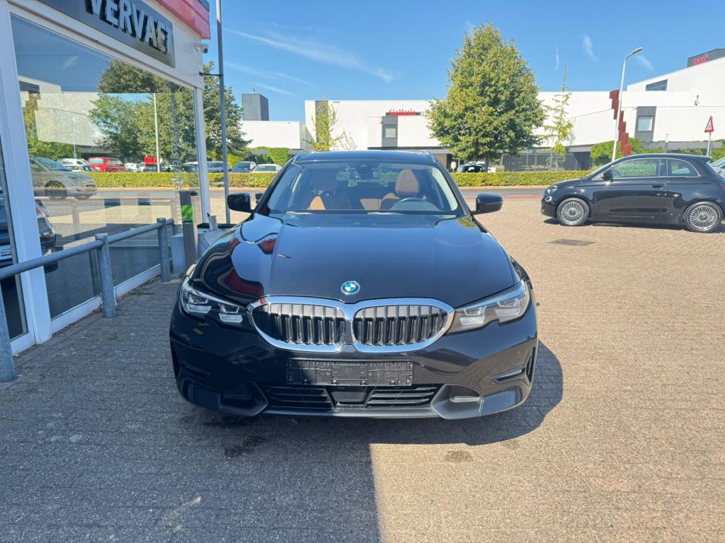 BMW 3-serie touring 320e high executive