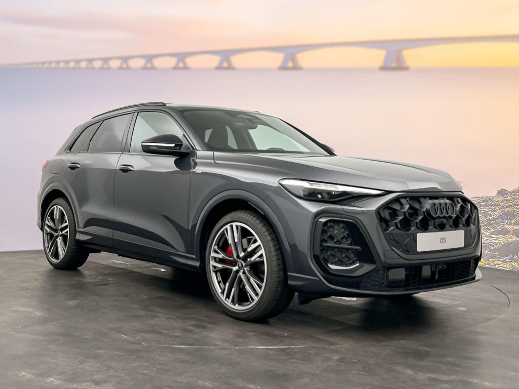 Audi Q5 s edition competition e-hybrid 270 kw / 367 pk suv