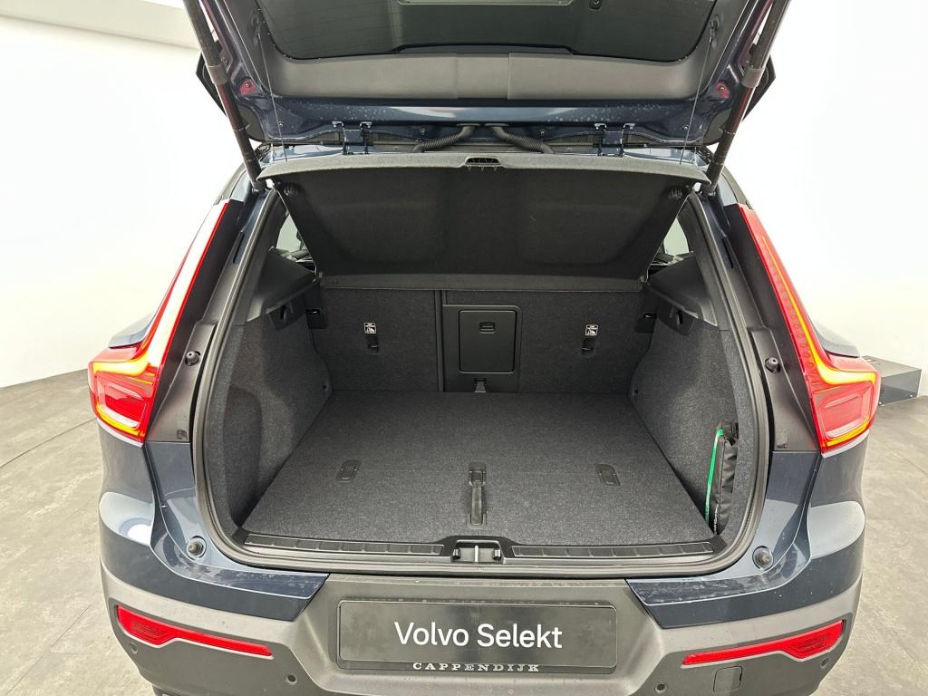 Volvo Ex40 extended range ultra black edition
