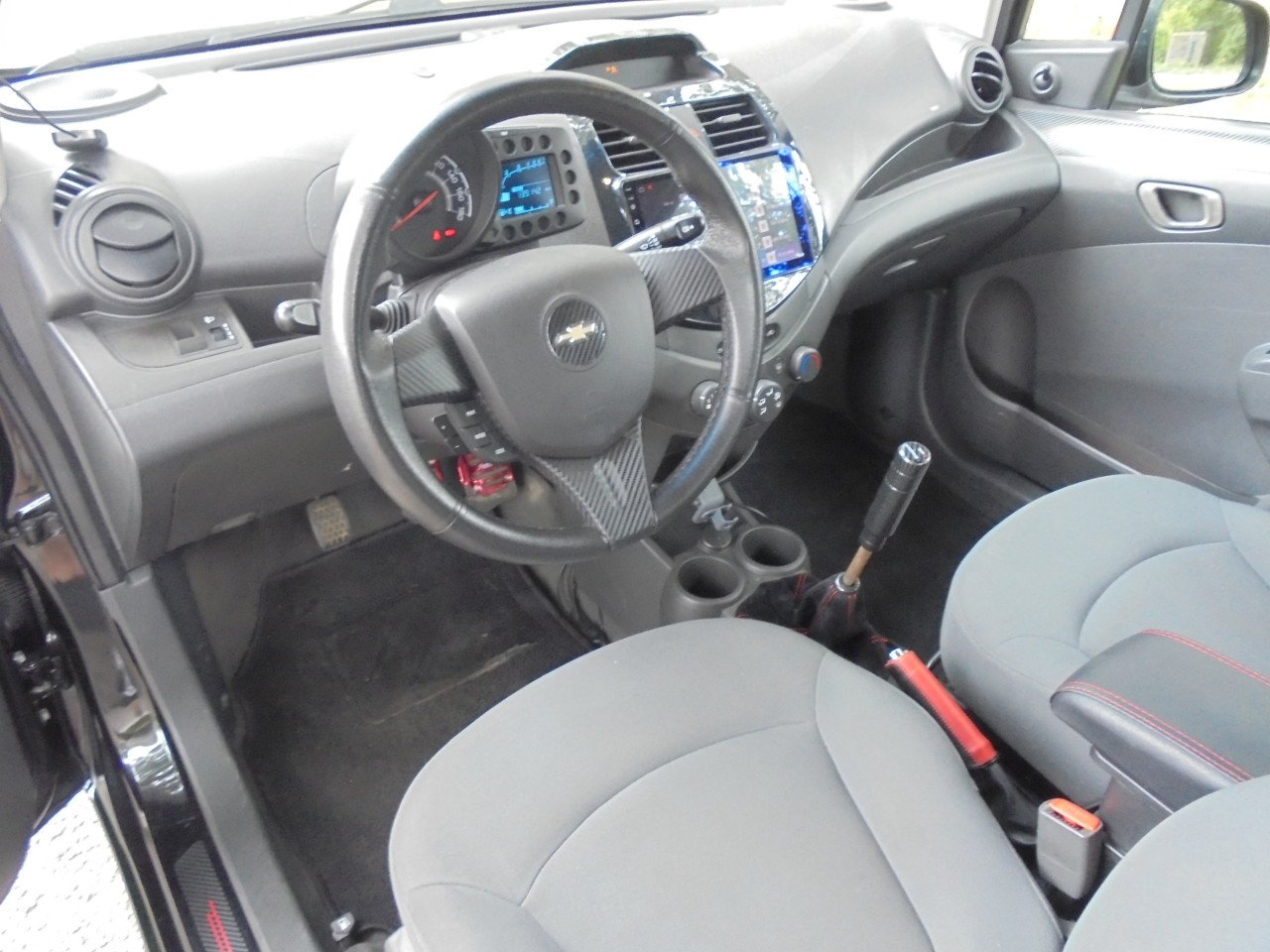 Spark 1.0-16V,leuke sportieve auto aflevering vol jaar Apk 139.142 Km N.A.P