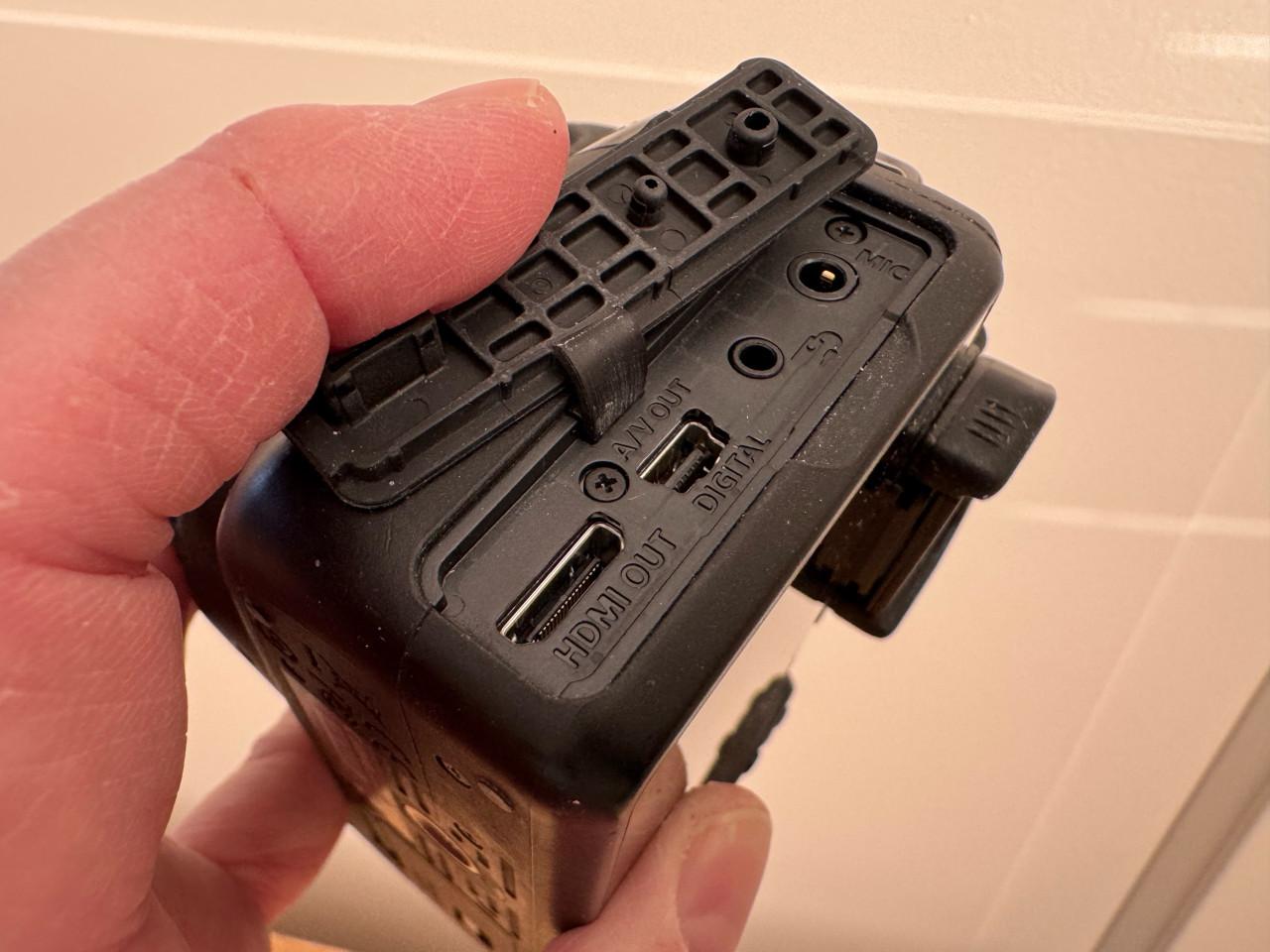 Canon EOS 100D camerabody inclusief lader, 4 accu’s, cover, doos en strap