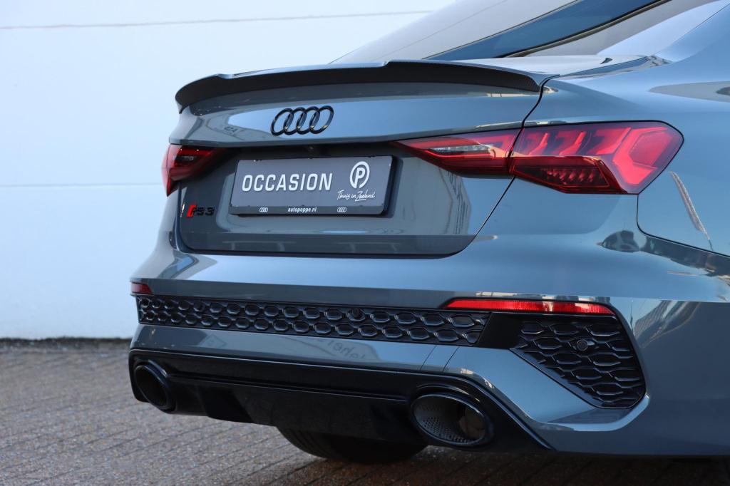 Audi Rs3 limousine 2.5 tfsi quattro | rs dynamic | keramisch | pano | bang 