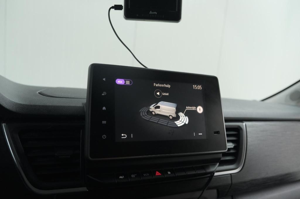 Renault Trafic 2.0 dci 110 t30 l2h1 work edition | trekhaak | camera | navi