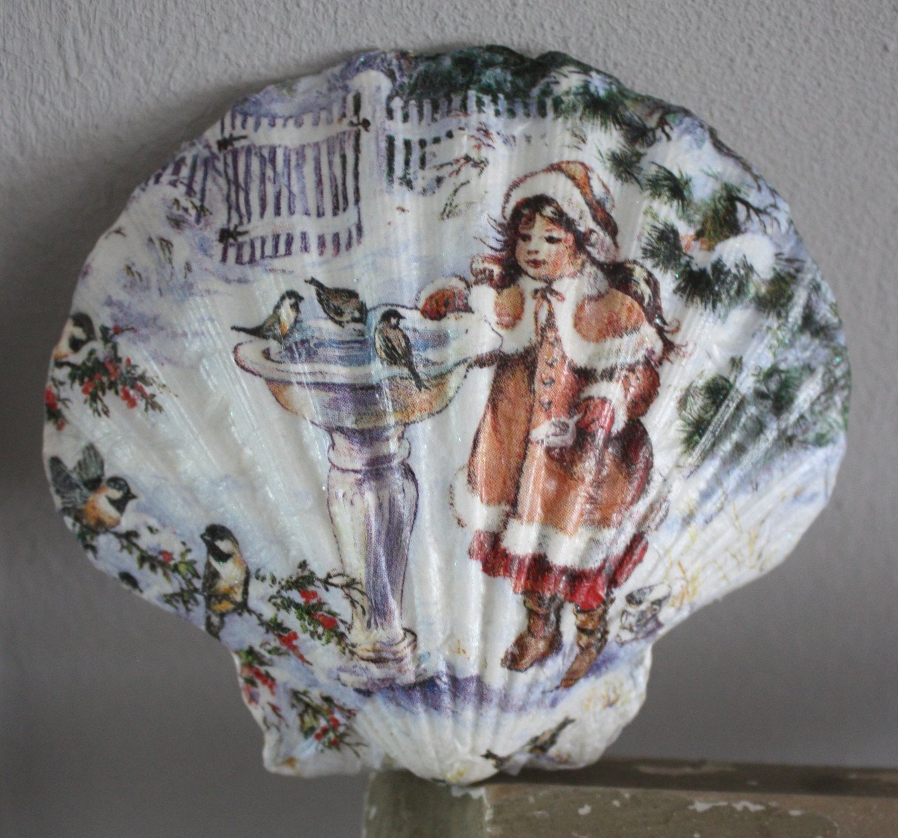 Schelp met kerstprint
