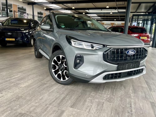 Ford Kuga 2.5 phev active slechts 322km!