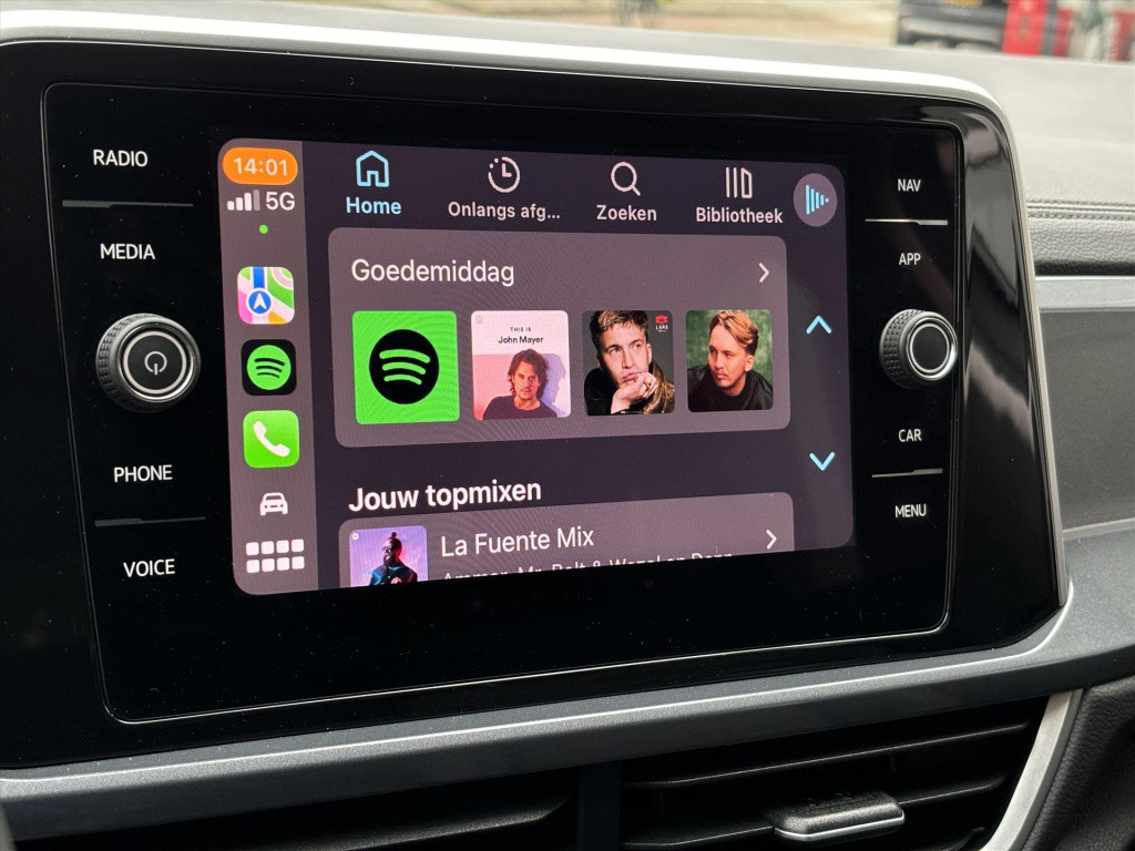 Volkswagen T-roc 1.5 tsi 150pk 7-dsg| carplay| camera| climate |virtual coc