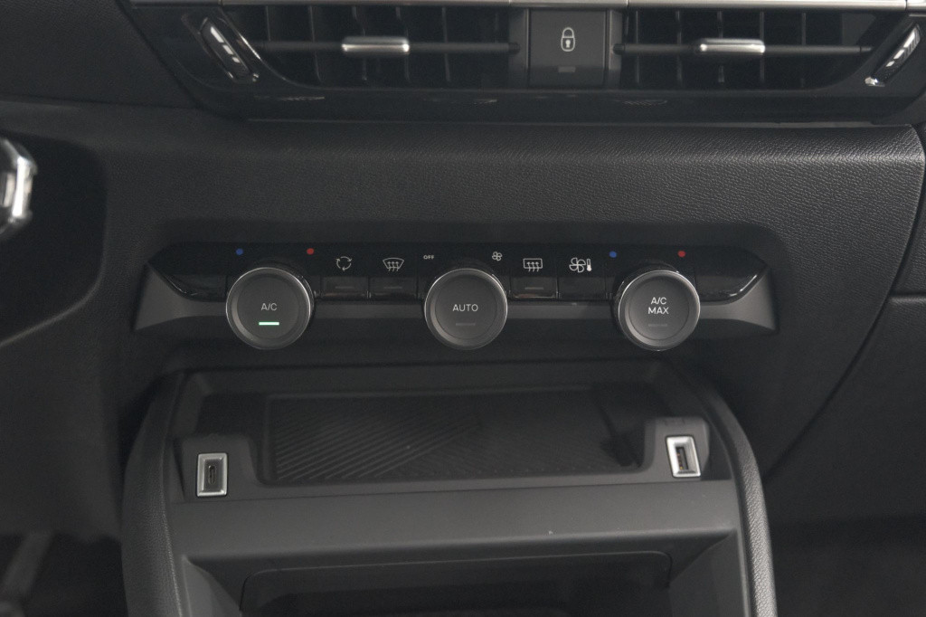 Citroen Ë-c4 feel pack 50 kwh | camera | apple carplay | parkeersensoren