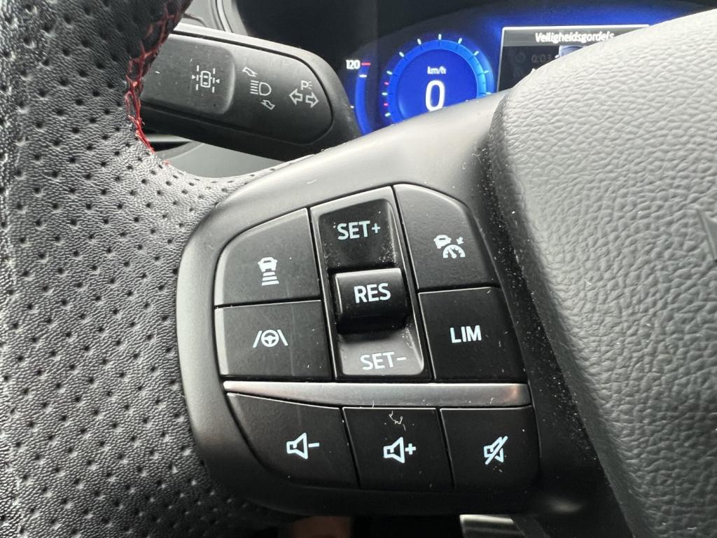 Ford Kuga 2.5 phev e-cvt 225pk st-line x , adaptive cc , voorruitverwarming