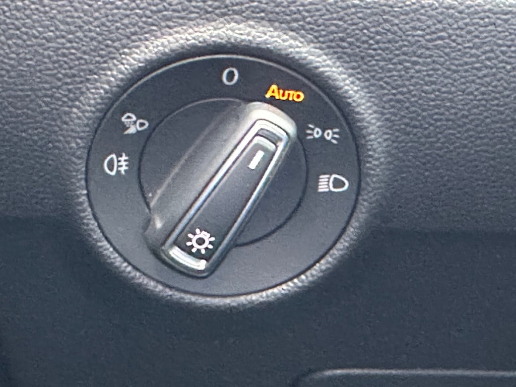 Volkswagen T-roc 1.5 tsi 150pk dsg style carplay | camera | keyless | elek.