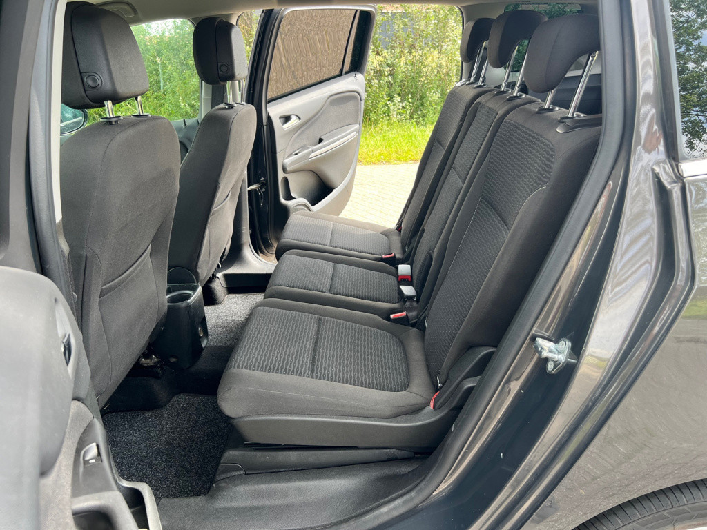 Opel Zafira tourer 1.6 edition turbo 7p. //nap//navi//clima