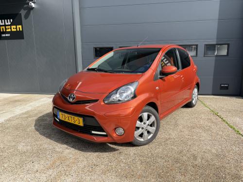 Toyota Aygo 1.0 12V Vvt-i 5DRS 2012 Dynamic Orange Airco Apk