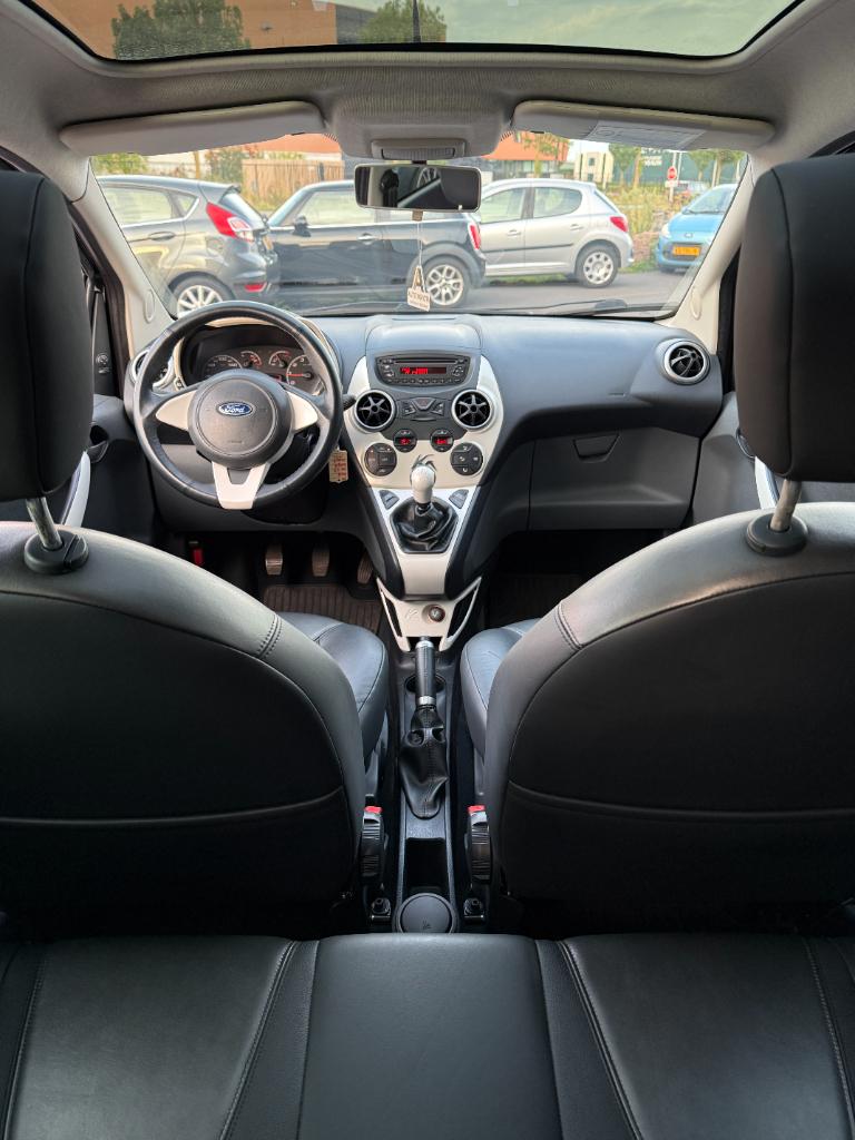 Ford KA 1.2 titanium - full option - lage kmstand