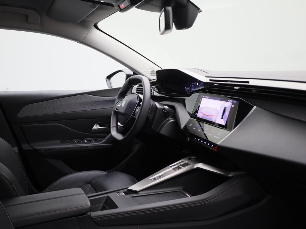 Peugeot 308 sw 1.6 plug-in hybrid 180 allure | | navigatie | apple carplay 