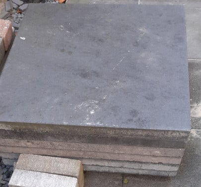Tegels 60x60 4 dik, GRATIS op te halen, 5 stuks