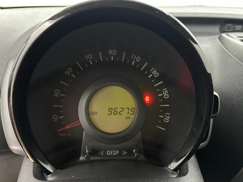 Citroen C1 occasion 1.0 e-vti feel | zwart | tweedehands citroën c1 | airco