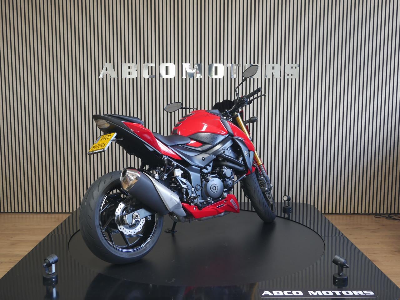 SUZUKI GSX-S 750 A