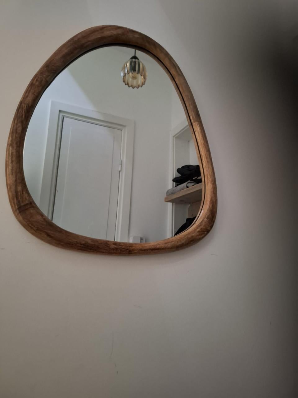 Mooie houten spiegel