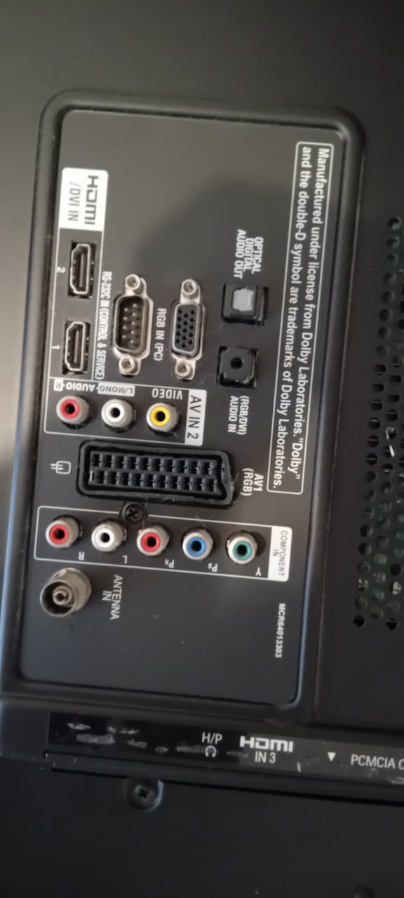 2 lg tvs lcd