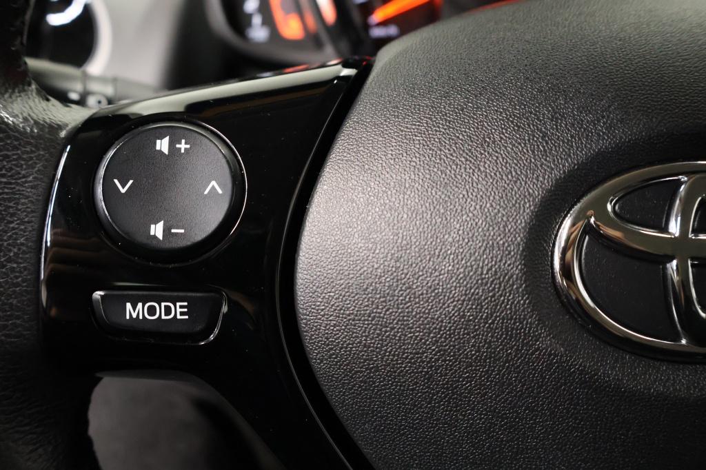 Toyota Aygo 1.0 vvt-i x-play