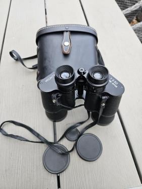 Mooie heldere antieke Mounty antireflex Verrekijker