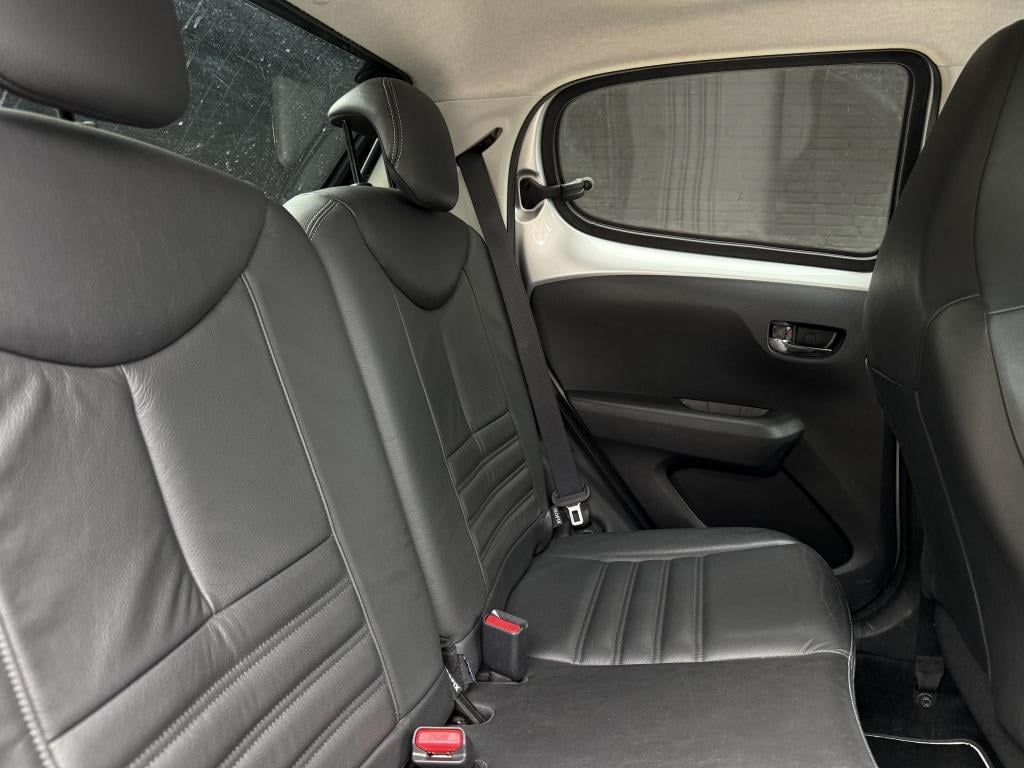 Peugeot 108 1.0 vti allure // cabrio // automaat // leder //