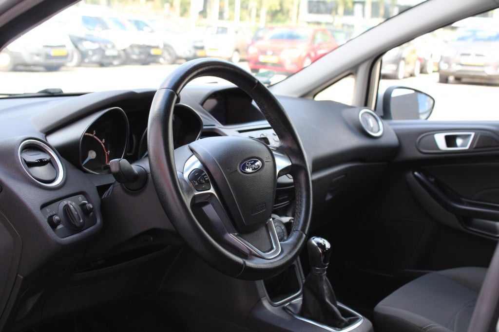 Ford Fiesta 1.0 style