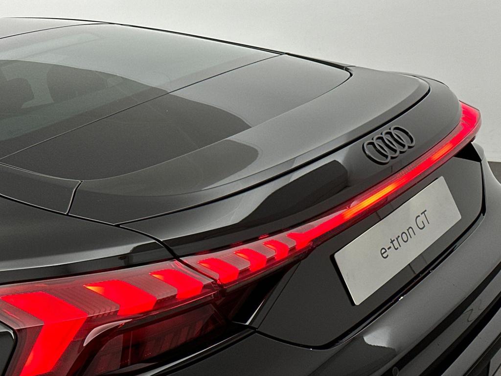 Audi E-tron Gt e-tron gt 97 kwh 370 kw / 503 pk sportback elektr.
