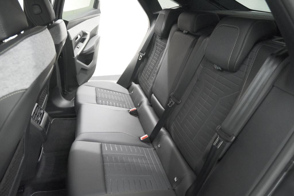 Peugeot 3008 1.2 hybrid 136 gt | pack winter | camera | adaptieve cruise co