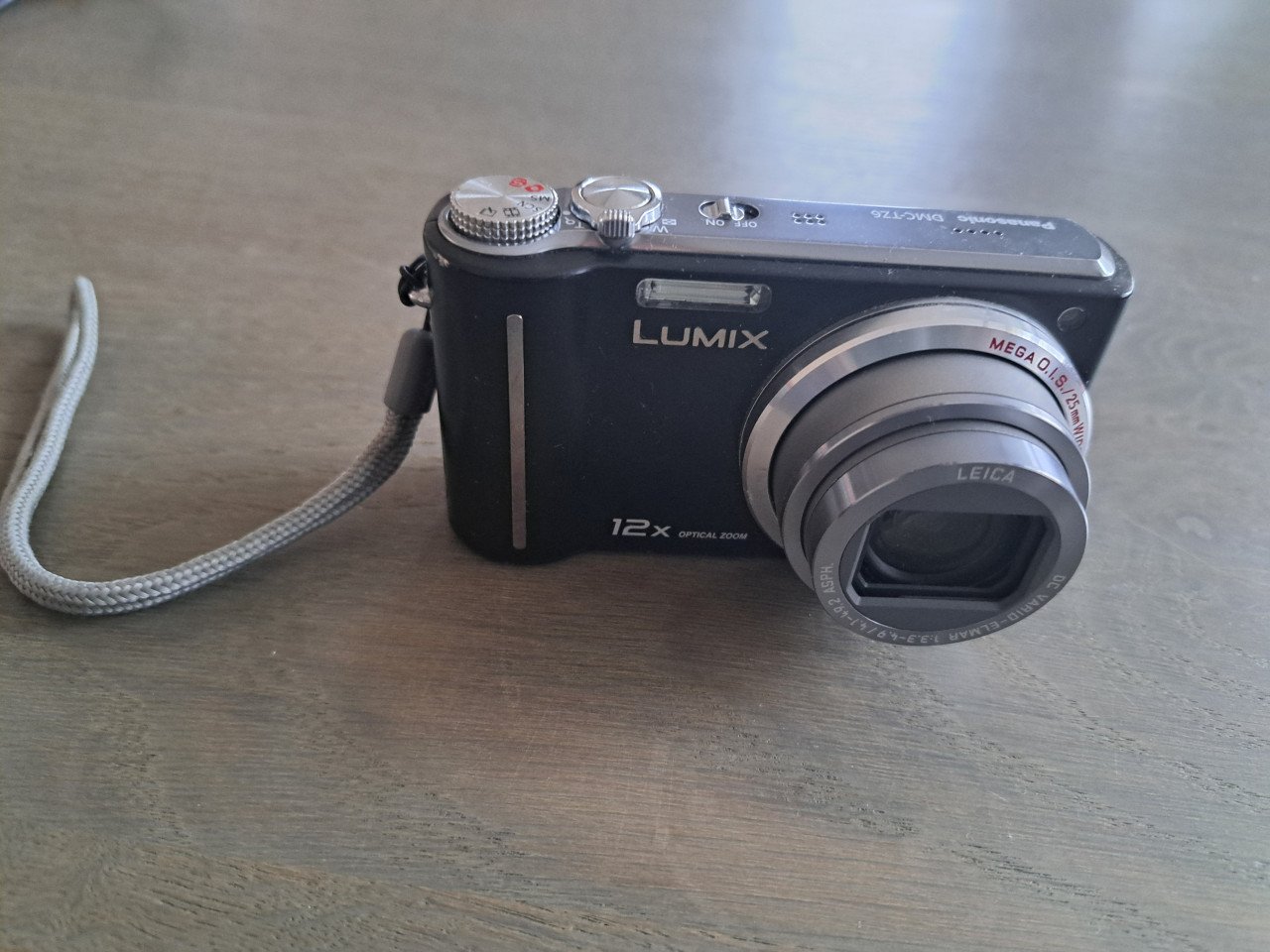 Panasonic lumix DMC-TZ6 camera